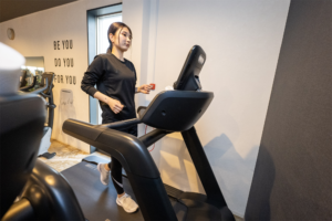 岡山市の女性専用ジムビトレの店内画像